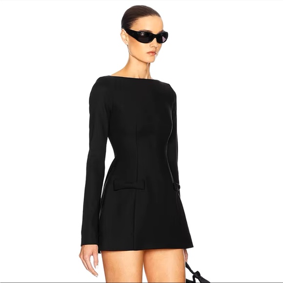 🎉Look stunning in this Perfect Holiday Red Or Black Double Bow Mini Dress - Picture 2 of 16